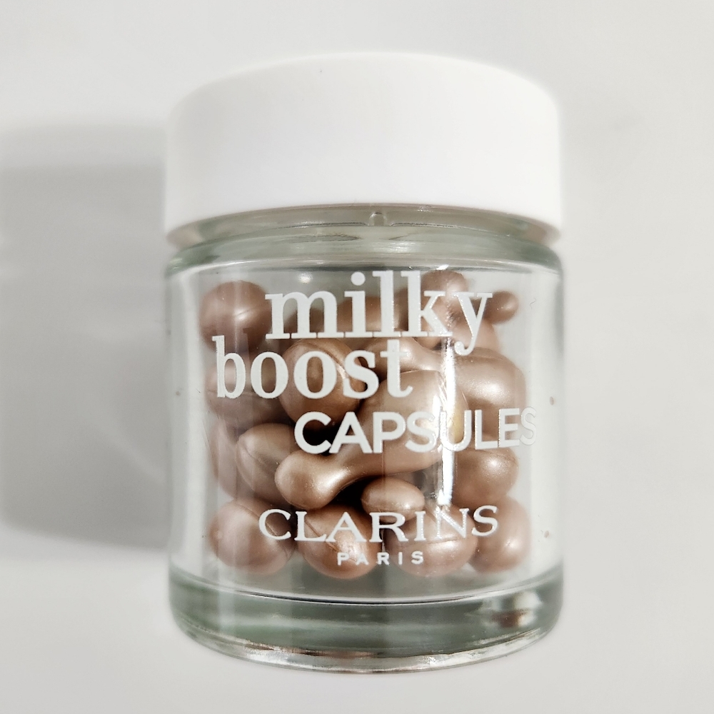 Clarins • Milky Boost Capsules